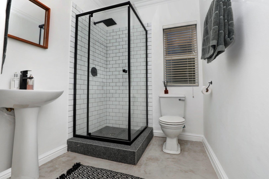 4 Bedroom Property for Sale in Van Riebeeckshof Western Cape